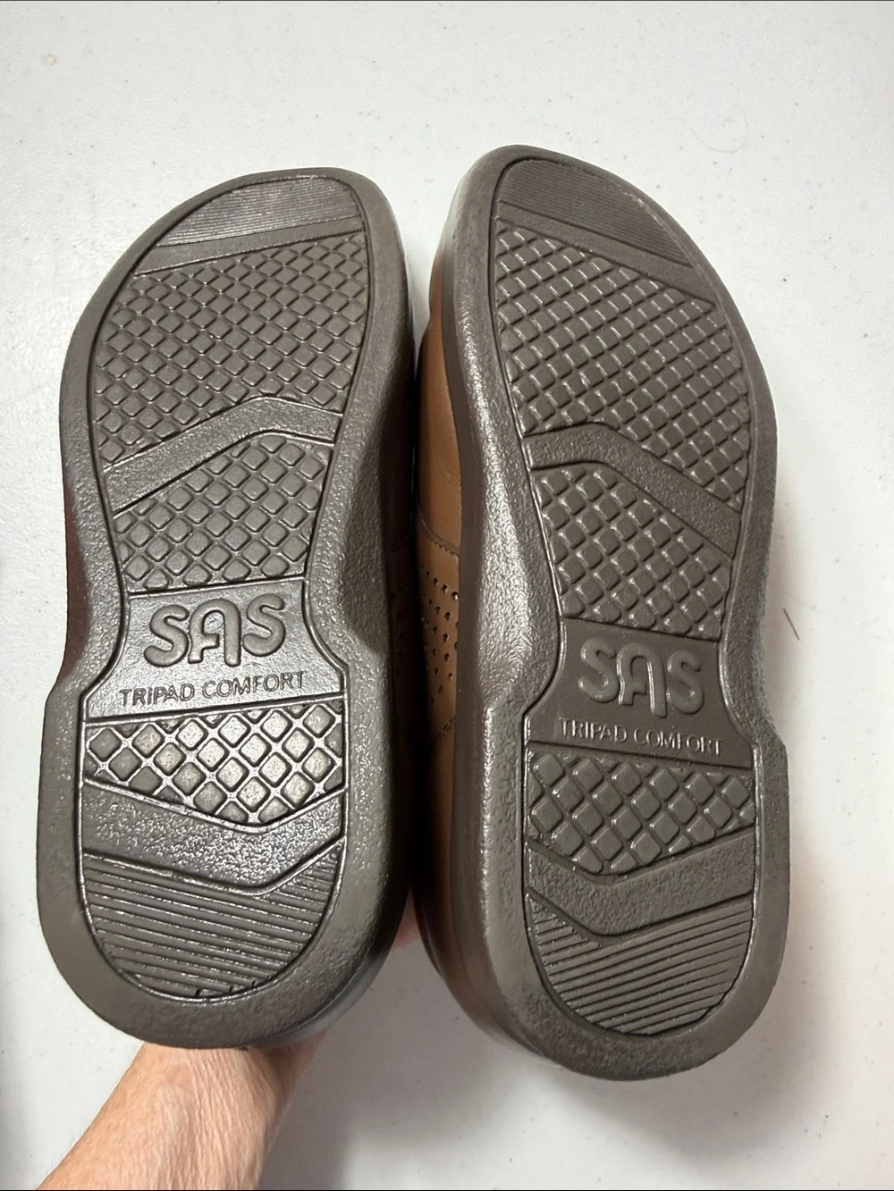 SAS leather lace